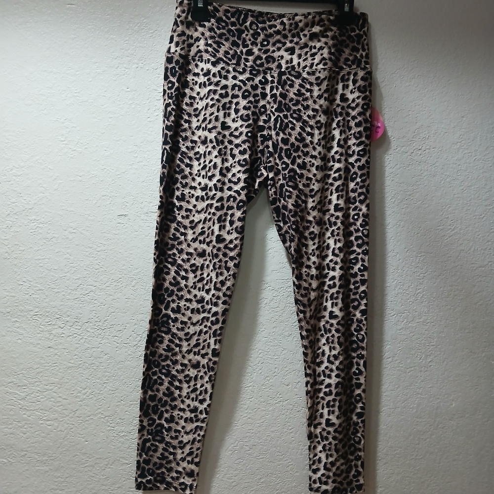 Skylee size L Nwot Leopard Print Women's Leggings